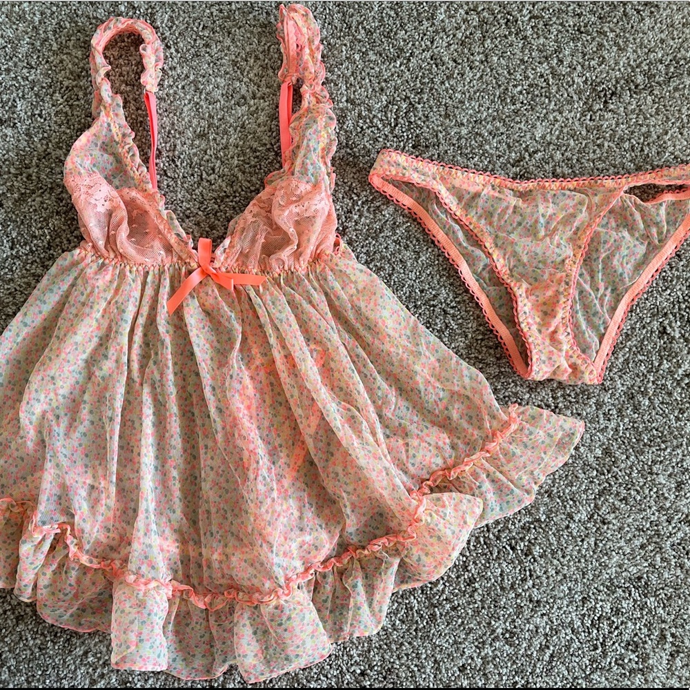 Victoria Secret Lingerie Set
